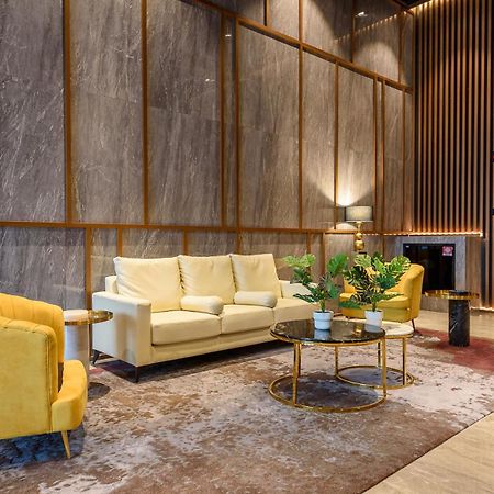 Tallest Concept Theme Suite Klcc Kuala Lumpur Exterior photo