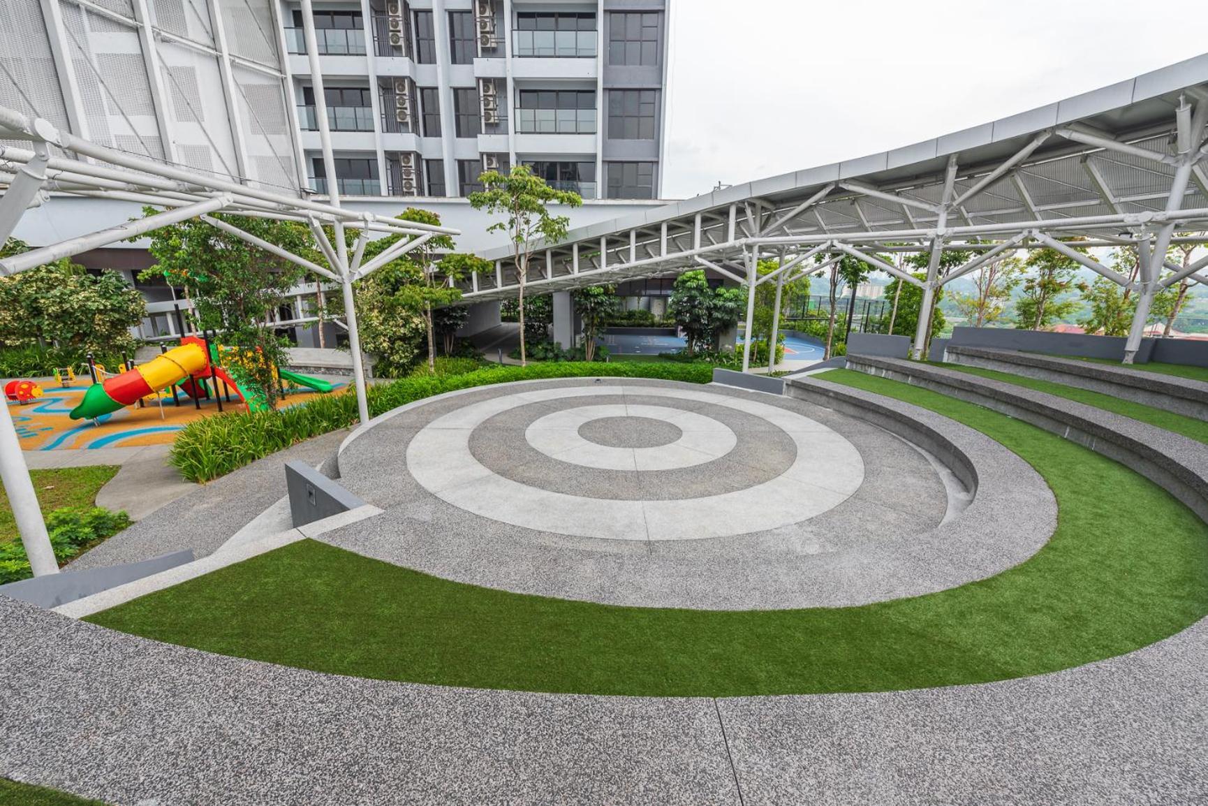 Tallest Concept Theme Suite Klcc Kuala Lumpur Exterior photo